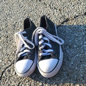 Airwalk, size 2, shimmer blake